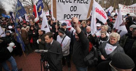 Pocztowcy manifestowali przeciwko likwidacji urzędów