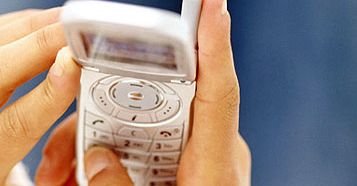 Polskim kierowcom zestaw głośnomówiący niepotrzebny