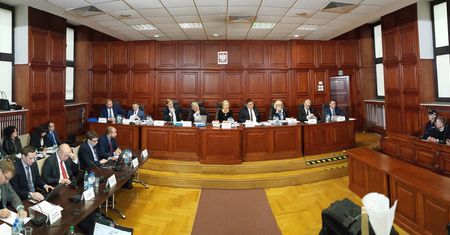 Afera Amber Gold. Marcin P. znów przed komisją śledczą. Relacja na żywo