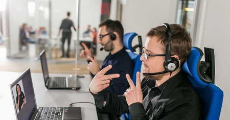 Eksmisja ich nie powstrzymała. Polski startup pracuje nad tłumaczem dla 0,5 mln osób
