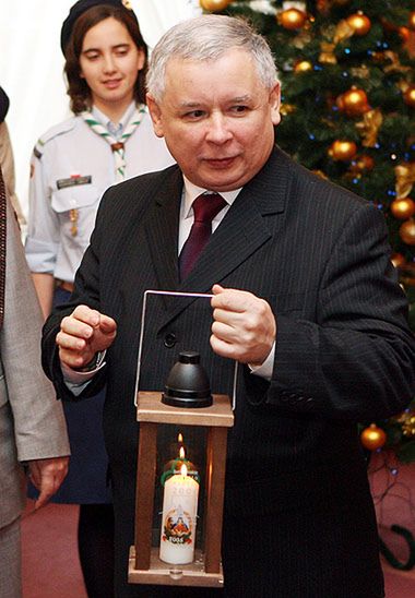 Betlejemskie Światło Pokoju przekazane Polakom