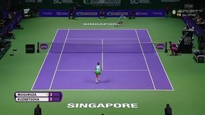Kuzniecowa - Muguruza: intuicyjne minięcie Rosjanki