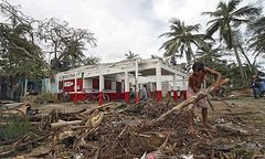 Huragan Dean zabił 12 osób w Meksyku