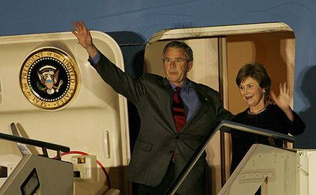 Prezydent George W. Bush przybył do Rzymu