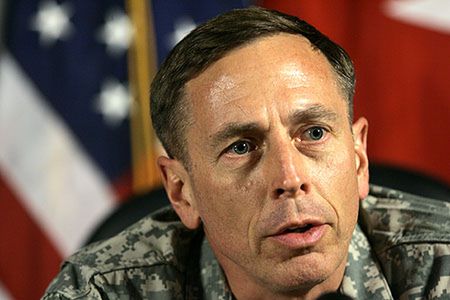 Generał armii USA w Iraku przekonuje żołnierzy do niestosowania tortur