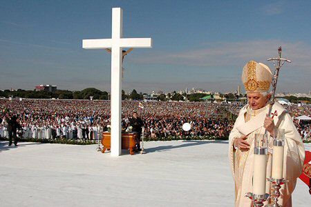 Papież potępił narkohandlarzy na Farmie Nadziei