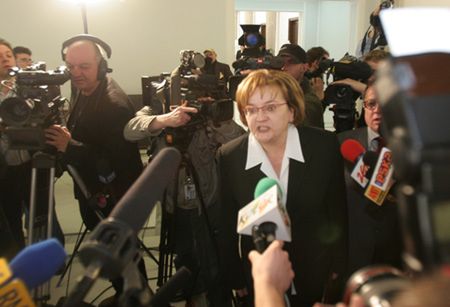 Ostrowska: Ziobro stawia się ponad prawem