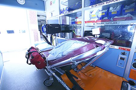 Specjalne ambulanse i wyposażenie dla otyłych pacjentów