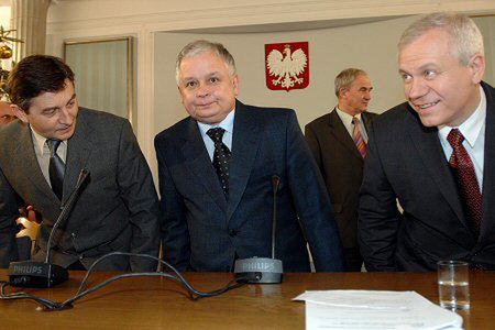 L. Kaczyński informował Sakiewicza o odwołaniu ingresu?
