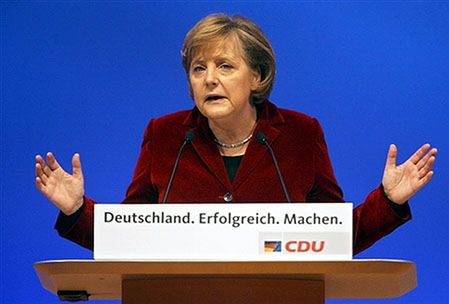 Merkel za wartościami chrześcijańskimi w konstytucji UE