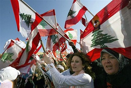 Wielusettysięczna demonstracja w Bejrucie przeciw premierowi