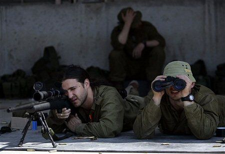 Armia Izraela - niewielka, ale wyposażona w najnowocześniejszą technikę
