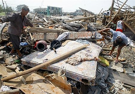 Tajfun Saomai pochłonął już 300 ofiar śmiertelnych