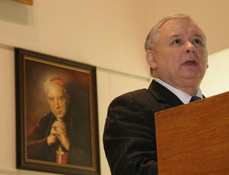 J. Kaczyński: Tusk prowadzi prezydencką kampanię