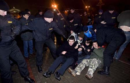 Białoruska opozycja protestuje przeciwko wizycie Putina