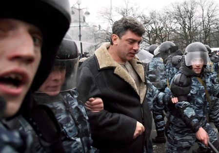 Milicja zatrzymała liderów opozycji w Petersburgu