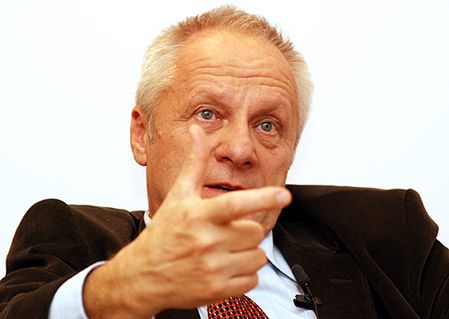 Niesiołowski: J.Kaczyński to "gajowy Marucha"