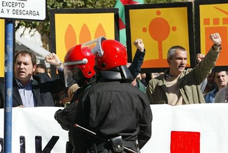 Aresztowano przywódców baskijskiej partii Batasuna