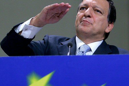 Szef Komisji Europejskiej pogratulował Tuskowi