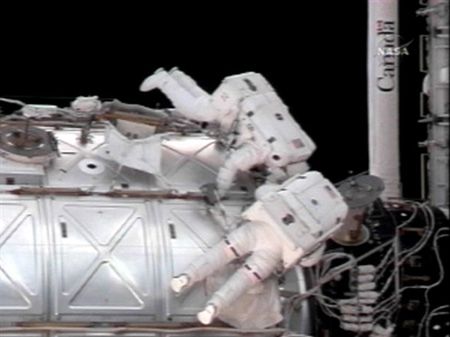 NASA postanowiła przyspieszyć lądowanie promu Endeavour