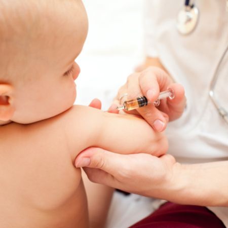 Rodzice boją się szczepionek i nie szczepią dzieci