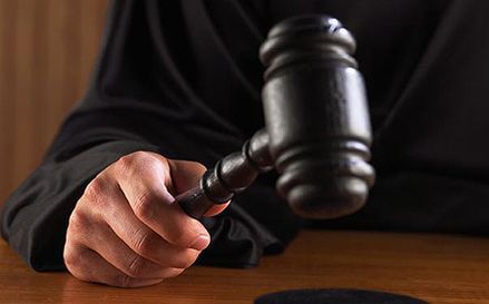 Sędziowie i prokuratorzy porzucają zawód