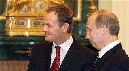 Cztery sprawy Tuska do Putina