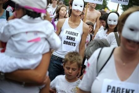 Homoseksualiści przyprowadzą na paradę dzieci