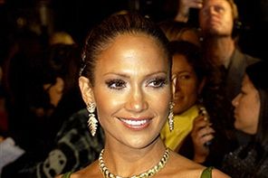 2 mln dolarów i złoty mikrofon z brylantami dla Jennifer Lopez