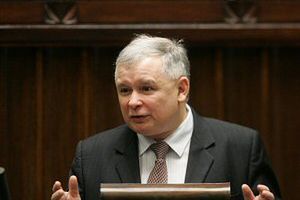"Rewolucja Kaczyńskich zwróci się przeciwko nim?"