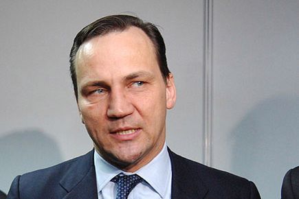 Sikorski: mam wrażenie nieuchronności przyjęcia Ukrainy i Gruzji