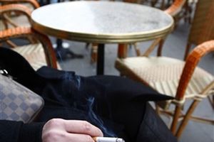 Polacy zaczynają odchodzić od palenia - akcyza w górę