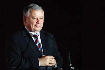 Minister skarbu umorzył dług partii Kaczyńskiego