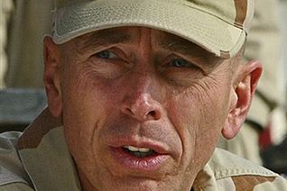 Gen. Petraeus szefem amerykańskiego Centralnego Dowództwa