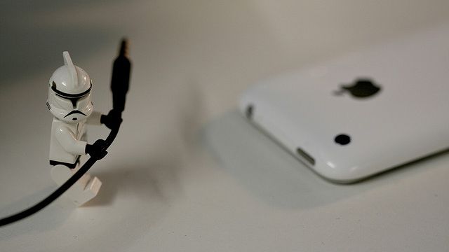 40% Europejczyków kupi sobie iPhone'a 1