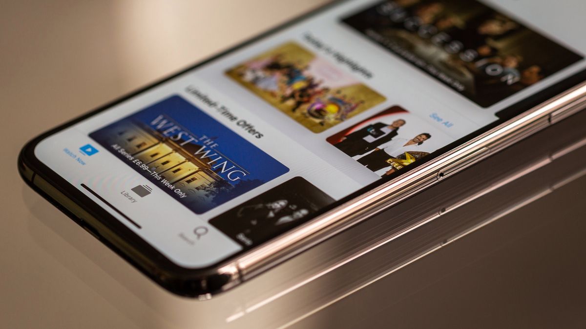 Jak oglądać filmy z telefonu na telewizorze? Dwa niezawodne sposoby 1