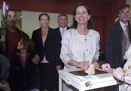 Partia Sarkozy'ego wygrała w wyborach parlamentarnych