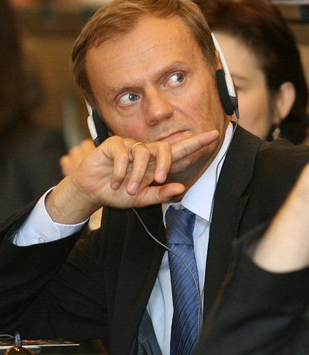 Tusk: szczyt ignorancji w sprawie lekarzy