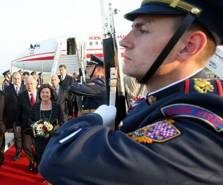 Lech Kaczyński na spotkaniu prezydentów państw Europy Środkowej