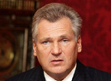 Aleksander Kwaśniewski europosłem?