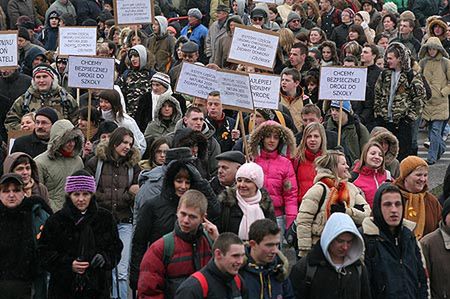 Socjolog: w Polsce jest coraz mniej demokracji