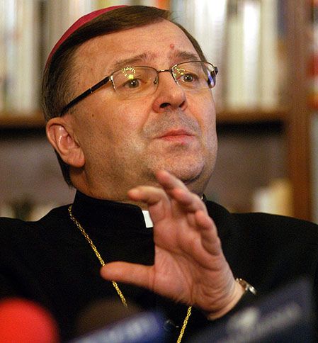 Abp Życiński: biskupi przyjmą wspólną linię ws. lustracji