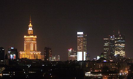 Warszawa we francuskim piśmie o sztuce