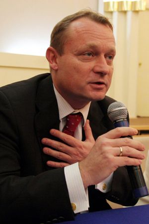 Parlament Europejski uchylił immunitet Bogdana Golika