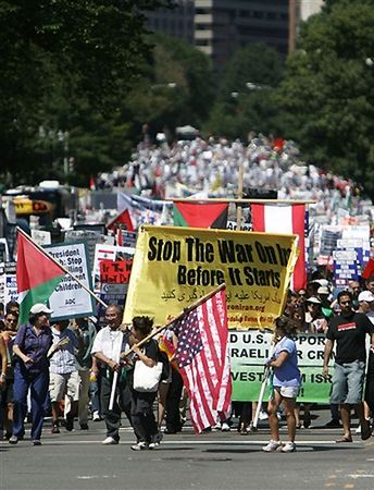 Demonstracja antyizraelska pod Białym Domem