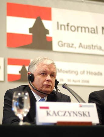 Lech Kaczyński rozmawiał z prezydentem Turcji o Gruzji