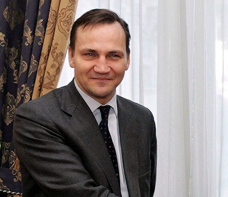 Sikorski: musimy brać pod uwagę rosyjskie groźby