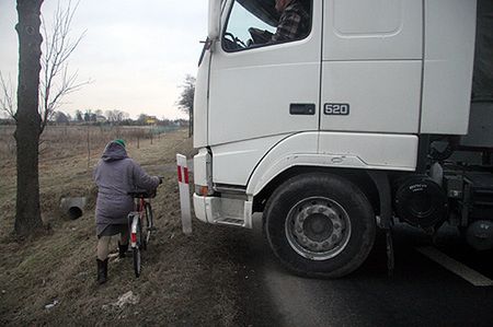 Celnicy nie dojechali do pracy przez protest kierowców