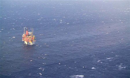 Tysiące metrów sześciennych ropy wyciekło do Morza Płn.