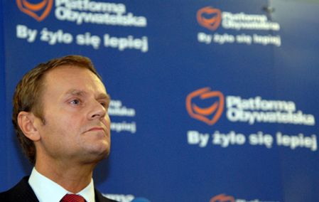 Debata Kwaśniewski-Tusk w poniedziałek